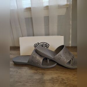 Gray Slides with Floral Design Spa-Sandals